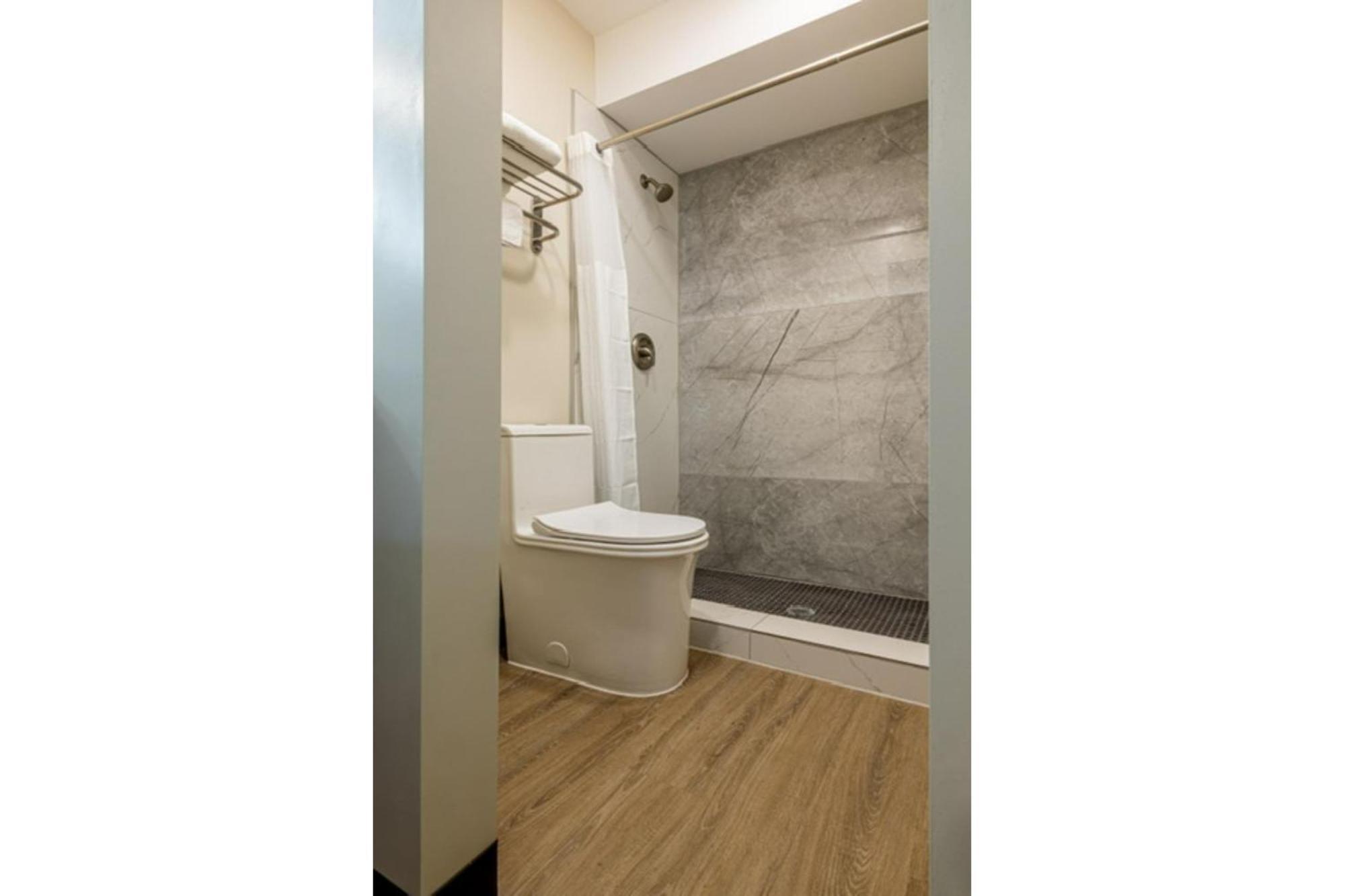 Exclusivo Inn By Oyo Grand Prairie, Tx Esterno foto