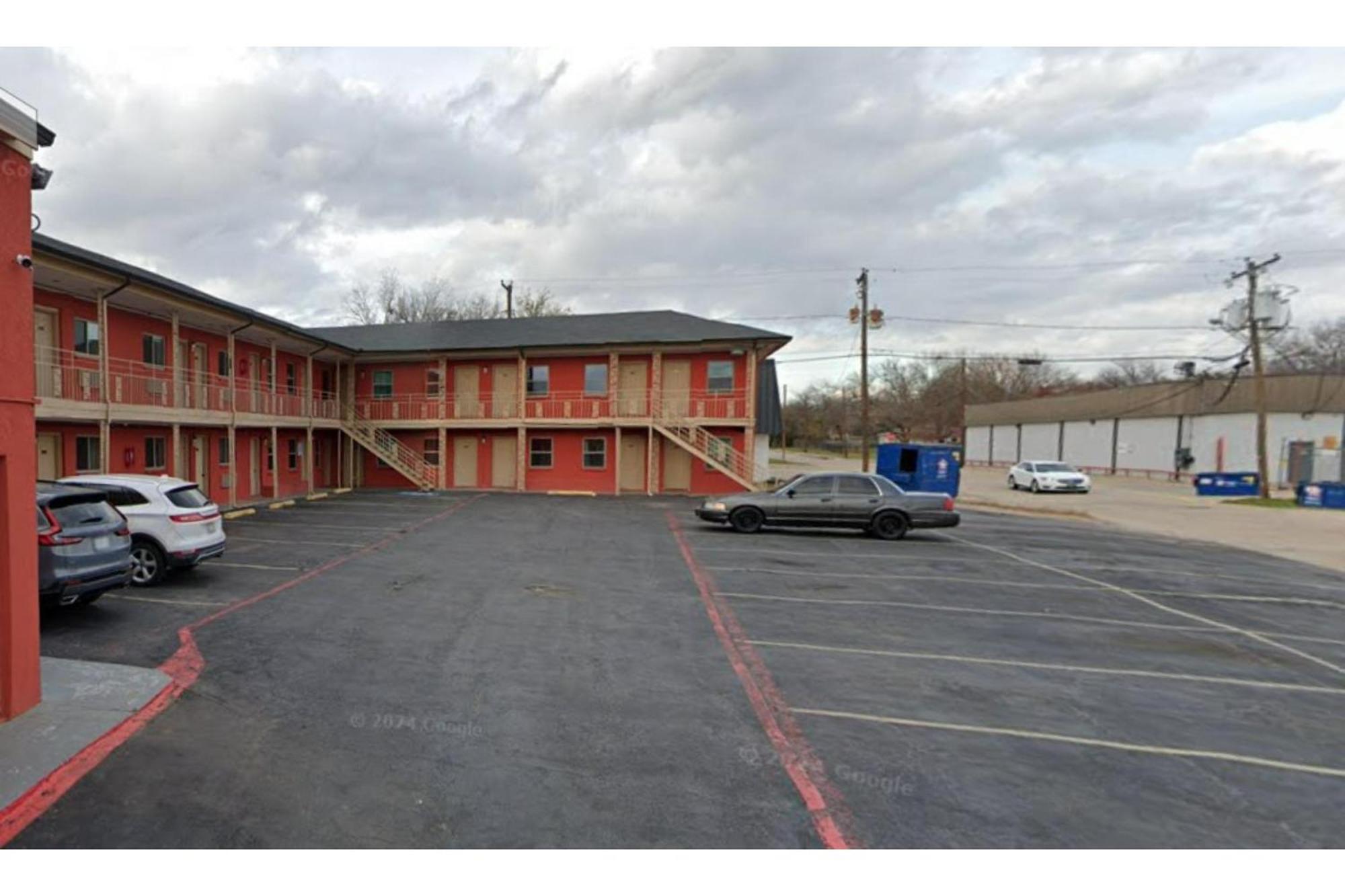 Exclusivo Inn By Oyo Grand Prairie, Tx Esterno foto