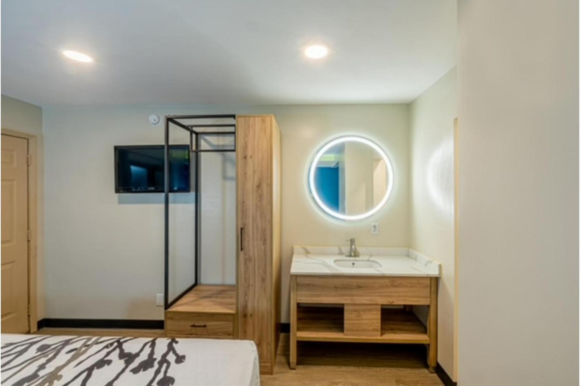 Exclusivo Inn By Oyo Grand Prairie, Tx Esterno foto